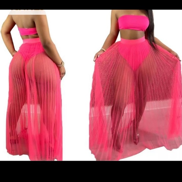 Two piece set - Picture 1 of 1